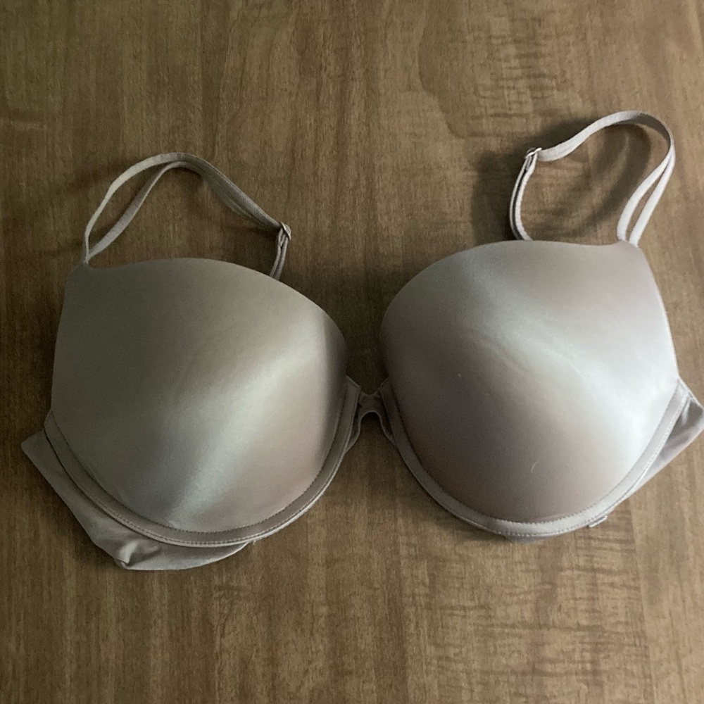 Victoria’s Secret bra